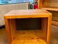 Hocker Würfel aus massiven Zirbenholz - Altusried
