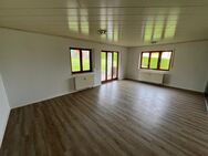 Helle 4-Zimmerwohnung mit Terrasse / EK / Kellerraum - Emerkingen