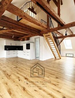 F&D | Alt küsst Neu - außergewöhnliche Maisonettewohnung mit Gartenanteil - Aach (Baden-Württemberg)