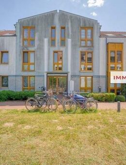 IMMOBERLIN.DE - Helle Wohnung mit Südloggia & Pkw-Stellplatz nahe Campus & Klinikum Buch - Panketal