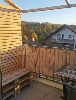 Licht & Design unterm Dach: Hochwertige 2-Zimmer-Wohnung mit Neubau-Charakter - Georgsmarienhütte