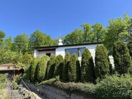 Einfamilienhaus mit Einliegerwohnung in traumhafter Aussichtslage - mit zwei Garagen - Althütte