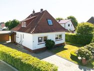 Gemütliches und renoviertes Wohnhaus mit Doppel-Carport und Garten - Bassum