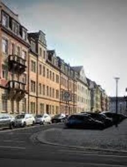 toll geschnittene 3 Zimmerwohnung mit Balkon und Abstellraum in der Küche - Dresden