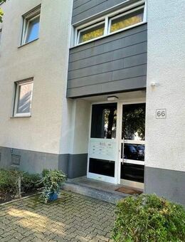 * Rentable Kapitalanlage !* Sonnige 4,5 - Raum - ETW mit Wohnküche und Balkon in E- Katernberg ! - Essen