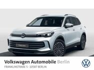 VW Tiguan, 1.5 l Elegance eTSI, Jahr 2022 - Berlin