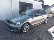 BMW 118ICABRIO TÜV NEU ,SCHECKHEFT,UNFALLFREI ,TOPP ZUSTAND - Zwickau Zentrum