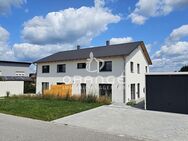 ***ERSTBEZUG! Moderne Neubau-DHH KFW55 - vollunterkellert & 2 gr. Terrassen - in ruhiger Lage!!*** - Postmünster