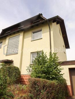 Großzügiges Anwesen mit vielfältigem Entwicklungspotenzial in gefragter Lage in Teublitz - Teublitz