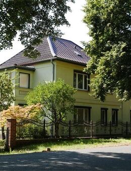 See-Lage und Wald gegenüber: Familienhaus im Erstbezug ! - Bestensee