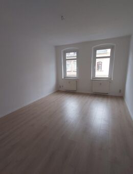 2-Zi.-Whg. mit Tageslichtbad zu vermieten - Waldheim
