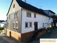 SOLIDES EINFAMILIENHAUS MIT POTENZIAL - Argenthal