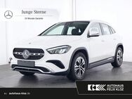 Mercedes GLA 200, Progressive, Jahr 2023 - Fellbach