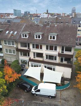 Mehrfamilienhaus mit zwei Gewerbeeinheiten und sechs Wohnungen in Top-Innenstadtlage von Kassel - Kassel