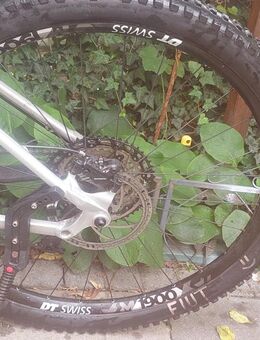 Mountainbike wie neu extrem Reifen - Krefeld