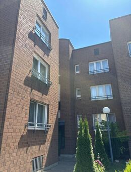 Helle 2-Zimmer-Wohnung mit Loggia - Köln
