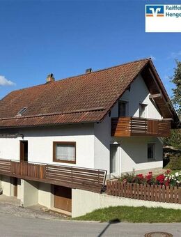 Einfamilienhaus mit Garten und toller Aussicht in ruhiger, zentraler Lage - renovierungsbedürftig - Schöllnach