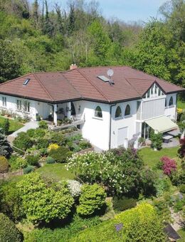 Beeindruckende 280 m² Villa auf dem Tüllinger-Berg mit atemberaubendem Panoramablick über Lörrach - Lörrach