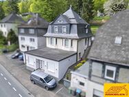 Flexibel Wohnen und Arbeiten - Einfamilienhaus mit Einliegerwohnung/Büro in Brilon-Wald - Brilon