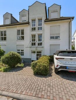 Attraktive und helle 3-Zimmer-Wohnung mit zwei Balkonen und Stellplatz in ruhiger Lage von Mühltal - Mühltal