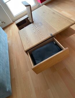 Couchtisch (Massivholz), L: 1,10 m, B: 0,80 m, H: 0,4 m - Freudenstadt