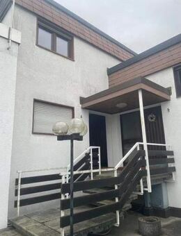 Haus im Haus - 3ZKB / Balkon mit Garage Anschauen lohnt sich ! - Saarbrücken