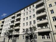 Ziehen Sie noch heute ein! Gut geschnittene 2-Zimmer-Wohnung mit Balkon in Friedrichshain! - Berlin