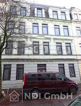 Denkmalgeschütztes Neorenaissance-Mietshaus in Bremerhaven Lehe (Goethequartier) - Bremerhaven