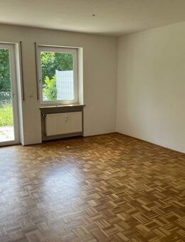 Helle Familienwohnung mit eigenem Garten, neuwertige Heizung und Fenster - Hallbergmoos