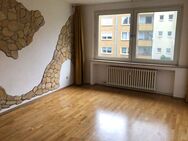 Lichtdurchflutete 2,5 Zimmer Wohnung mit Balkon und Garage - Duisburg