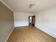 Helle 2-Zimmer Wohnung mit Balkon und Einbauküche - Nürnberg