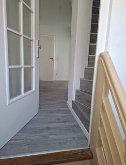 3-Zimmer-Wohnung + Spitzboden - Nürnberg