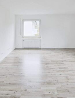 Modernisiert: 111 m² Erdgeschoss-Wohnung mit Garten & Balkon - Attendorn (Hansestadt)