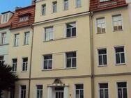 2-Zimmer-Wohnung mit EBK und Balkon - Zeitz