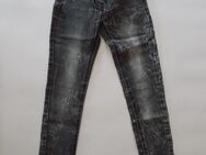 Jeans für Mädchen Marke Pepperts! Schwarz Gr. 128 zu verkaufen. - Bielefeld