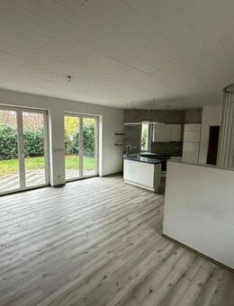 Maisonette mit Terrasse, Garten und Tiefgarage in Regensburg-Oberisling - Regensburg