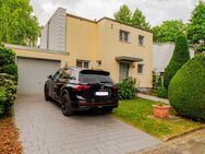 Einziehen und Wohlfühlen Reihenendhaus mit Pool und moderner Technik in Niederursel - Frankfurt (Main)