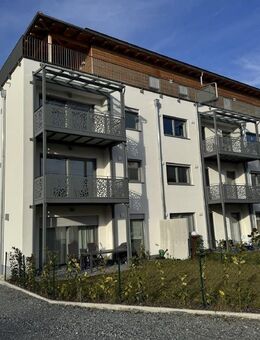 Betreutes Wohnen - Energieeffiziente Neubauwohnung in Mengkofen Mitte mit Garten - Mengkofen