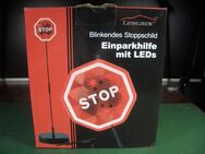 Blinkendes Stoppschild Einparkhilfe mit LEDs Kaum gebrauchter Zustand im Originalkarton. - Oberhaching
