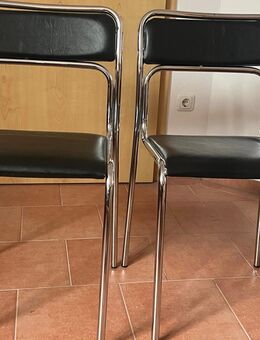2 Stapelstühle - Vilgertshofen