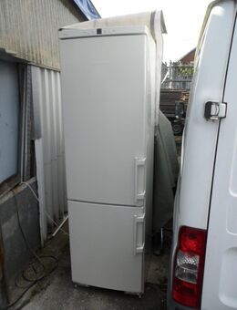 Kühlschrank / mit Gefrierschrank -- Combi Gerät - Köln