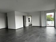Willkommen daheim. Helle 3,5 Zimmerwohnung mit Ankleide und Balkon in Ditzingen-Hirschlanden - Ditzingen
