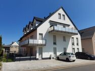 Erstbezug: 4-Zimmer-Maisonette im Dachgeschoss inkl. Aufzug & Küche - Hemhofen