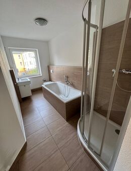 == Hochwertige 2-Zimmerwohnung mit Südbalkon und Kamin im Zentrum von Gera== - Gera