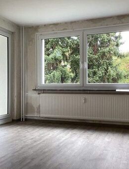 2-Zimmer Wohnung mit Balkon in der ersten Etage eines Mehrfamilienhauses! - Bielefeld