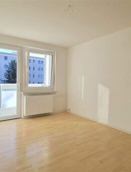 IDEAL FÜR ZWEI! Solide 3 Zimmer Wohnung in grüner und ruhiger Wohnlage. - Chemnitz