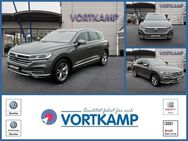 VW Touareg, Elegance eHybr Lufttfeder, Jahr 2021 - Gronau (Westfalen)