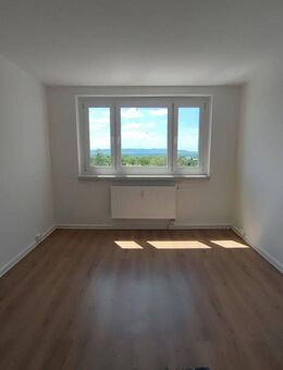 Dreiraumwohnung teilmöbliert und mit Balkon - Sangerhausen