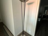 Stilvolle Stehlampe - München
