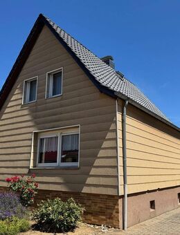 Gemütliches Einfamilienhaus mit Potenzial in ruhiger Lage von Esbeck - mit Nebengebäude und Garage - Schöningen